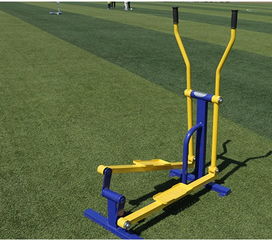 新農村新氣象 廣場公園中的健身器材，從太空漫步機到多樣化選擇